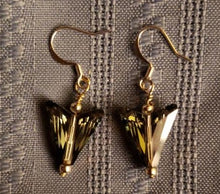 Load image into Gallery viewer, Beautiful Austrian Crystal Arrow Earrings
